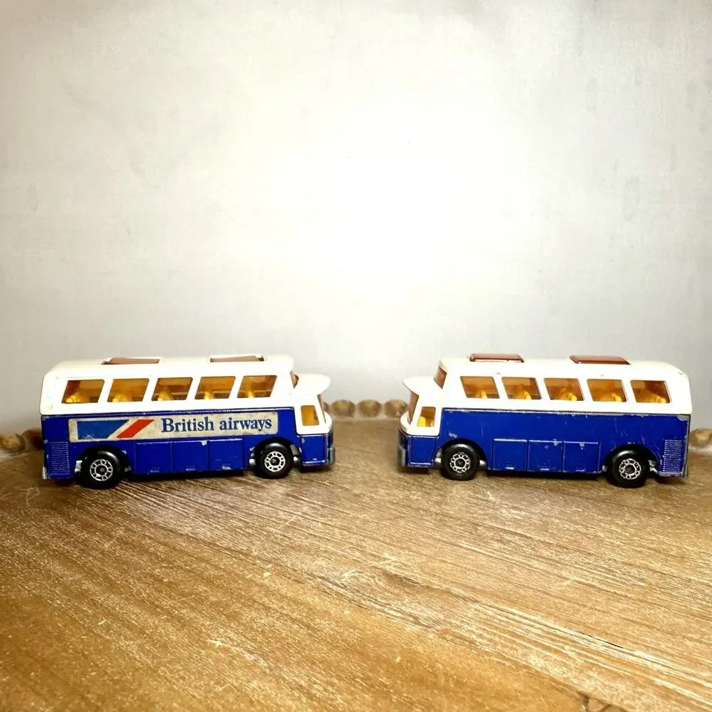 Lesney Matchbox Superfast Airport Coaches-American Airlines/British Airways Set - Picture 6 of 6